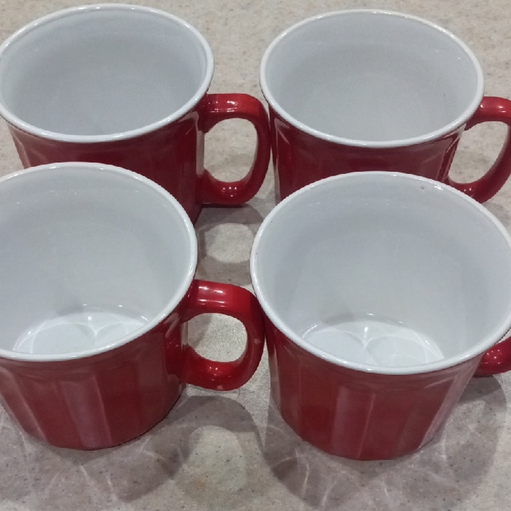 Red Ceramic Mug Set